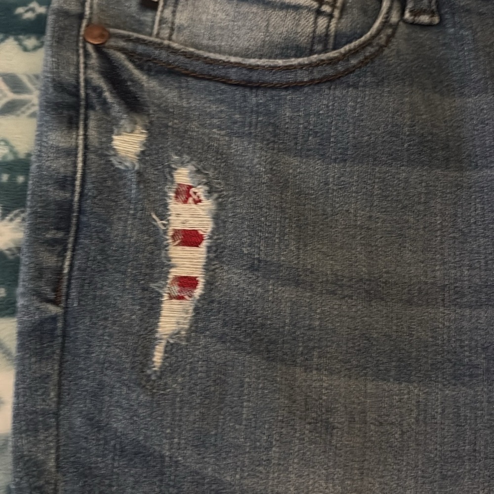New Judy Blue Boot Cut Jeans in Classic Blue - Picture 14 of 15